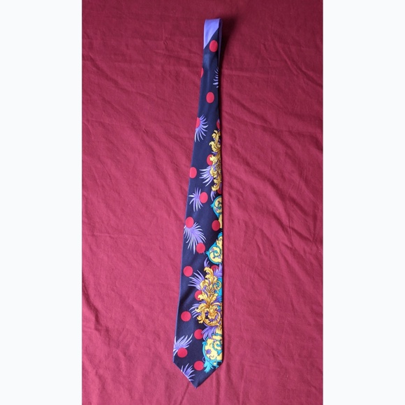 Vintage Gianni Versace 100% Silk Tie - Picture 2 of 3